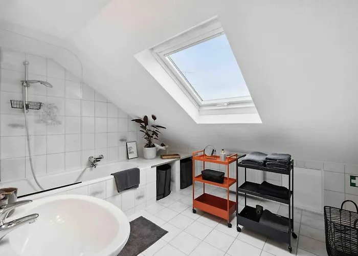 Dachgeschosstraum Ronsdorf - Naehe Dus & Dortmund & Koeln & Essen * 부퍼탈