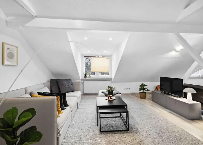 Dachgeschosstraum Ronsdorf - Naehe Dus & Dortmund & Koeln & Essen 부퍼탈