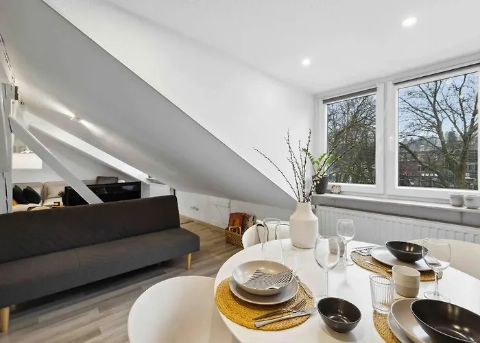 Dachgeschosstraum Ronsdorf - Naehe Dus & Dortmund & Koeln & Essen