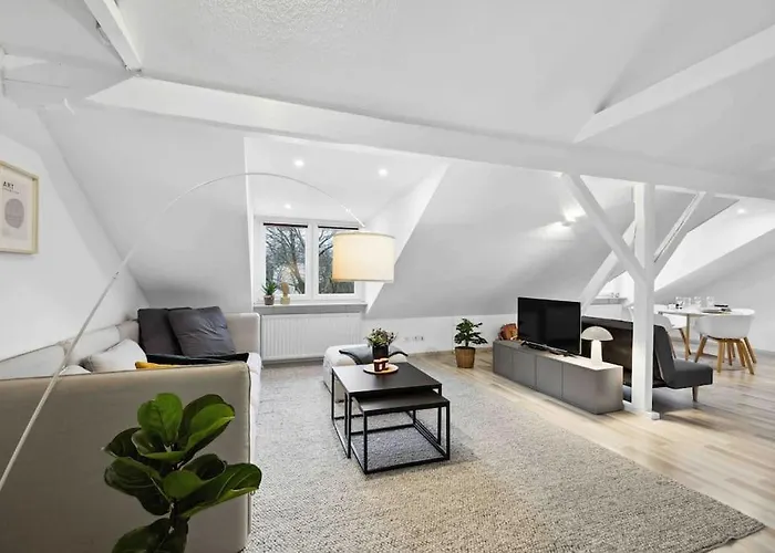 Dachgeschosstraum Ronsdorf - Naehe Dus & Dortmund & Koeln & Essen * 부퍼탈