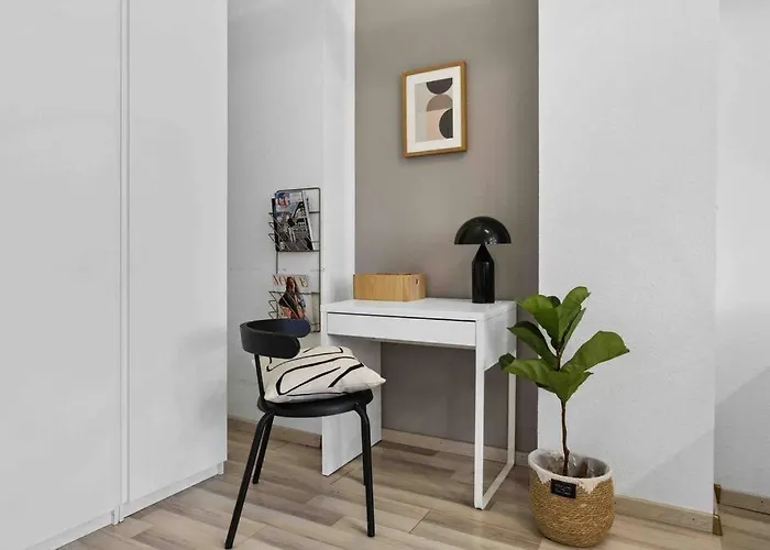 아파트 Dachgeschosstraum Ronsdorf - Naehe Dus & Dortmund & Koeln & Essen 부퍼탈